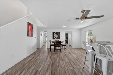 Villa ou maison à vendre à Riverview, Floride: 4 chambres, 277.13 m2 № 2141991 - photo 6