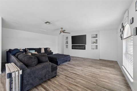 Villa ou maison à vendre à Riverview, Floride: 4 chambres, 277.13 m2 № 2141991 - photo 19