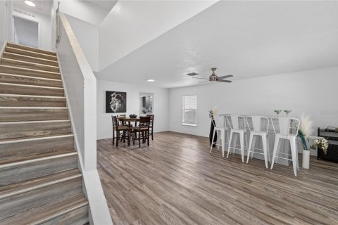 Villa ou maison à vendre à Riverview, Floride: 4 chambres, 277.13 m2 № 2141991 - photo 4