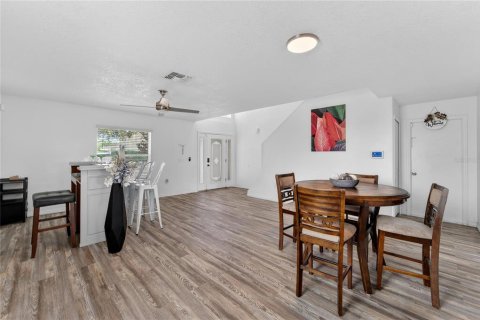 Villa ou maison à vendre à Riverview, Floride: 4 chambres, 277.13 m2 № 2141991 - photo 3