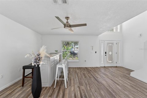 Villa ou maison à vendre à Riverview, Floride: 4 chambres, 277.13 m2 № 2141991 - photo 5