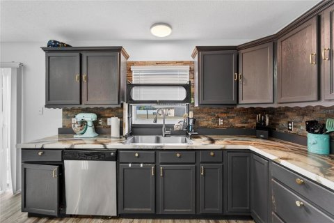 Villa ou maison à vendre à Riverview, Floride: 4 chambres, 277.13 m2 № 2141991 - photo 14