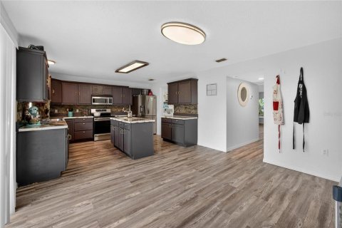 Villa ou maison à vendre à Riverview, Floride: 4 chambres, 277.13 m2 № 2141991 - photo 18