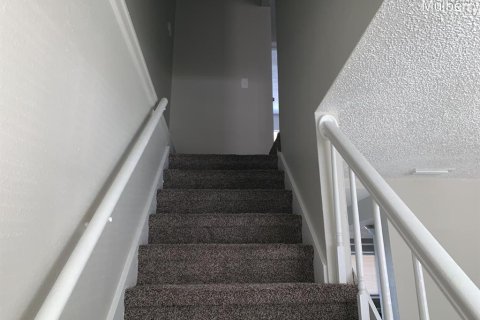 Touwnhouse à louer à Mulberry, Floride: 2 chambres, 120.77 m2 № 2114438 - photo 6