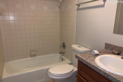 Touwnhouse à louer à Mulberry, Floride: 2 chambres, 120.77 m2 № 2114438 - photo 8