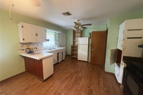 House in Lake Wales, Florida 3 bedrooms, 143.07 sq.m. № 2113618 - photo 7
