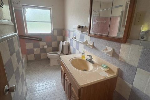 House in Lake Wales, Florida 3 bedrooms, 143.07 sq.m. № 2113618 - photo 14