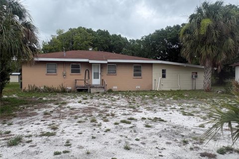 House in Lake Wales, Florida 3 bedrooms, 143.07 sq.m. № 2113618 - photo 6