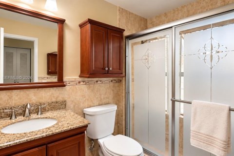 Casa en venta en Hialeah, Florida, 3 dormitorios, 155.33 m2 № 2429980 - foto 16