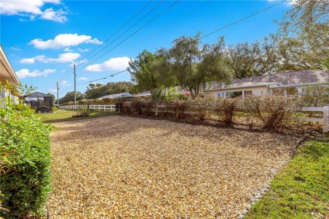 House in Ocala, Florida 2 bedrooms, 146.6 sq.m. № 2115082 - photo 29