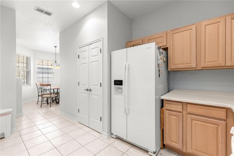 House in Ocala, Florida 2 bedrooms, 146.6 sq.m. № 2115082 - photo 13