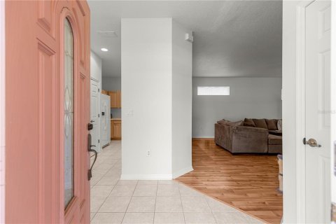 House in Ocala, Florida 2 bedrooms, 146.6 sq.m. № 2115082 - photo 3