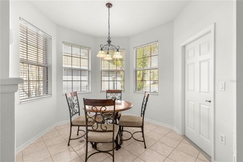 House in Ocala, Florida 2 bedrooms, 146.6 sq.m. № 2115082 - photo 11