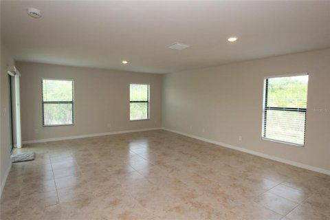 House in Port Charlotte, Florida 3 bedrooms, 140.75 sq.m. № 1628396 - photo 6