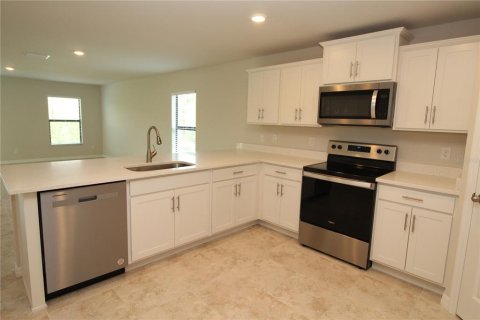 House in Port Charlotte, Florida 3 bedrooms, 140.75 sq.m. № 1628396 - photo 12