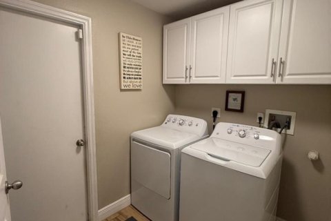 Villa ou maison à vendre à Port St. Lucie, Floride: 4 chambres, 207.73 m2 № 2147054 - photo 26
