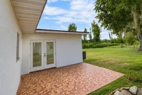 House in Plant City, Florida 4 bedrooms, 182.37 sq.m. № 2096399 - photo 16