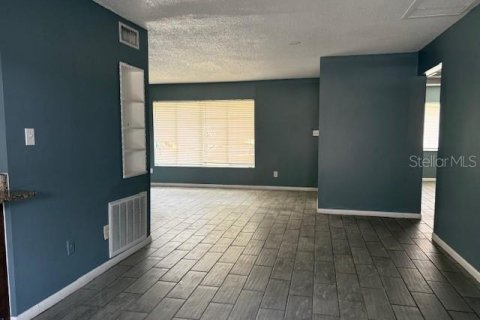 Condo in Orlando, Florida, 2 bedrooms  № 1823283 - photo 9