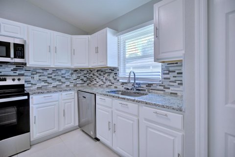 Casa en venta en Sebring, Florida, 3 dormitorios, 144.28 m2 № 1836661 - foto 17