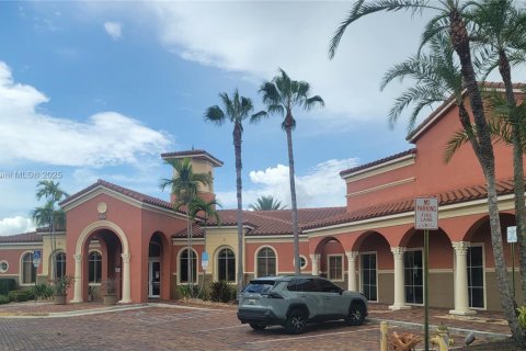 Condo in Miramar, Florida, 1 bedroom  № 1804511 - photo 18