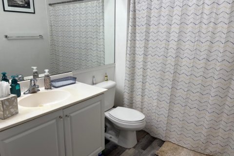 Condo in Miramar, Florida, 1 bedroom  № 1804511 - photo 4