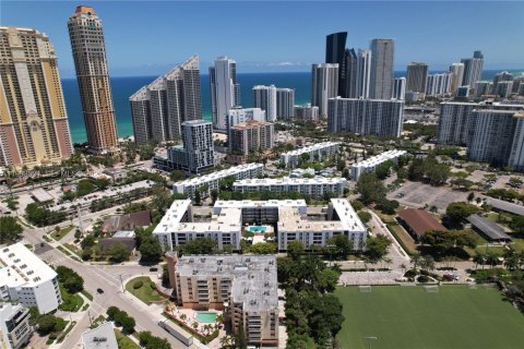 Снять в аренду кондоминиум в Санни-Айлс-Бич, Флорида 1 спальня, 69.4м2, № 2055658 - фото 13