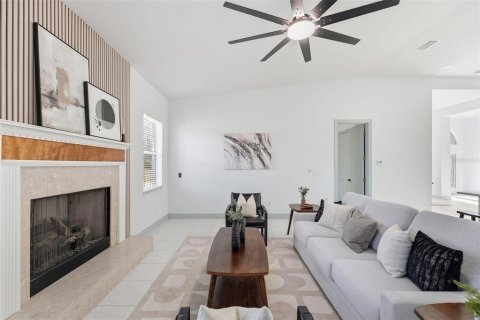 Villa ou maison à vendre à Silver Springs Shores, Floride: 4 chambres, 311.32 m2 № 2412601 - photo 15