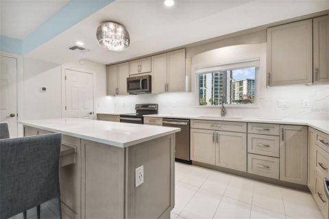 Adosado en alquiler en Clearwater, Florida, 2 dormitorios, 160.54 m2 № 1915894 - foto 16