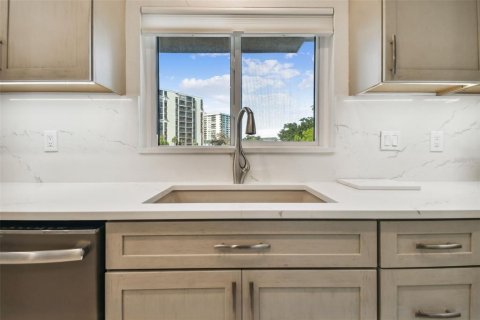 Adosado en alquiler en Clearwater, Florida, 2 dormitorios, 160.54 m2 № 1915894 - foto 20