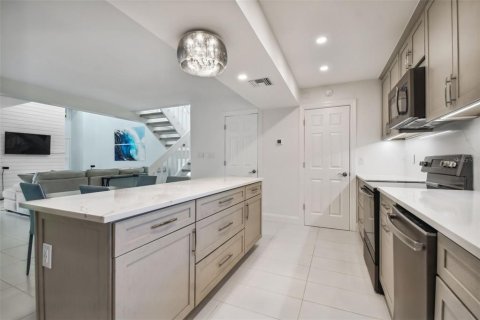 Adosado en alquiler en Clearwater, Florida, 2 dormitorios, 160.54 m2 № 1915894 - foto 17