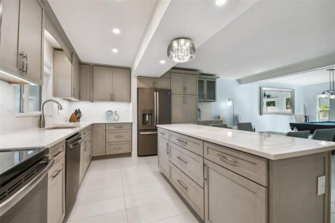 Adosado en alquiler en Clearwater, Florida, 2 dormitorios, 160.54 m2 № 1915894 - foto 18