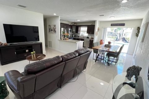 House in Homestead, Florida 3 bedrooms, 96.06 sq.m. № 1640300 - photo 7