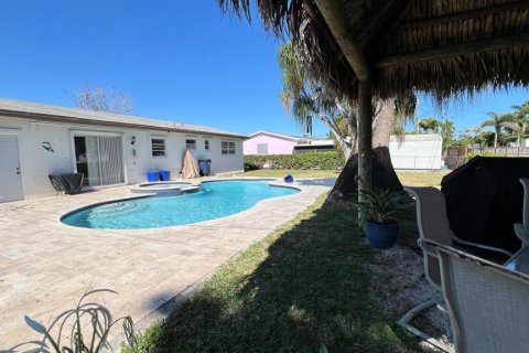 House in Homestead, Florida 3 bedrooms, 96.06 sq.m. № 1640300 - photo 12