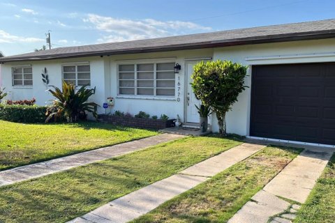 House in Homestead, Florida 3 bedrooms, 96.06 sq.m. № 1640300 - photo 1