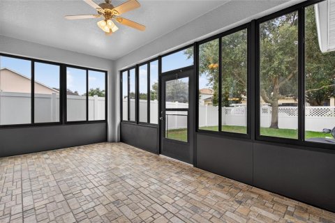 House in Winter Garden, Florida 3 bedrooms, 192.49 sq.m. № 2429406 - photo 27