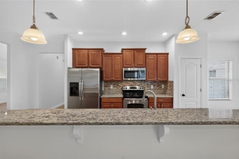 House in Winter Garden, Florida 3 bedrooms, 192.49 sq.m. № 2429406 - photo 7