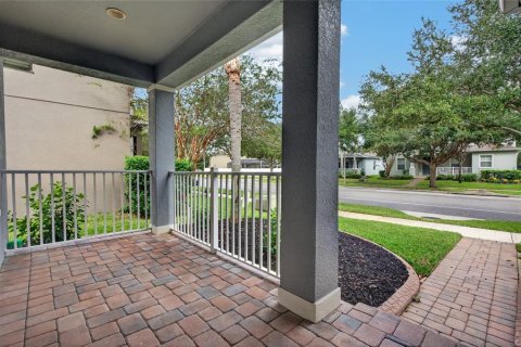 House in Winter Garden, Florida 3 bedrooms, 192.49 sq.m. № 2429406 - photo 3