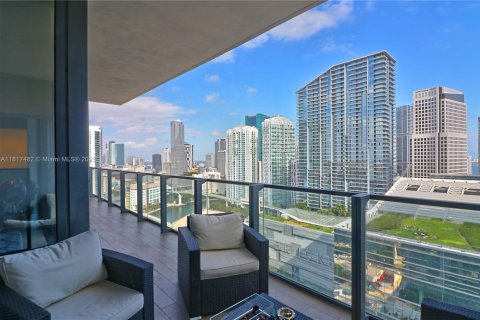 Condo in Miami, Florida, 2 bedrooms № 1784033 - photo 6