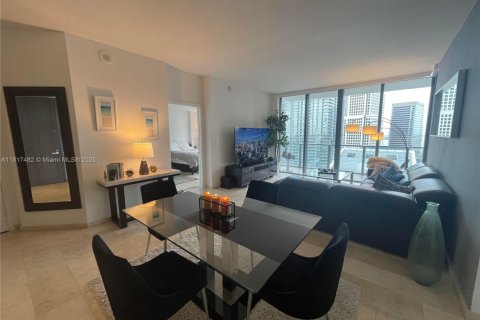 Condo in Miami, Florida, 2 bedrooms № 1784033 - photo 2