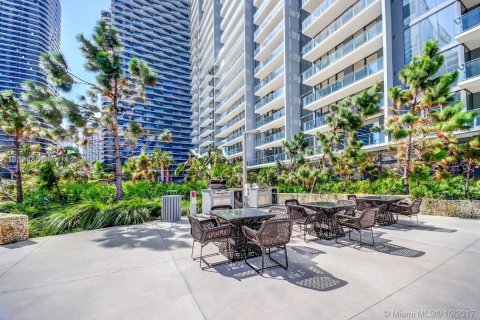 Condo in Miami, Florida, 2 bedrooms № 1784033 - photo 16