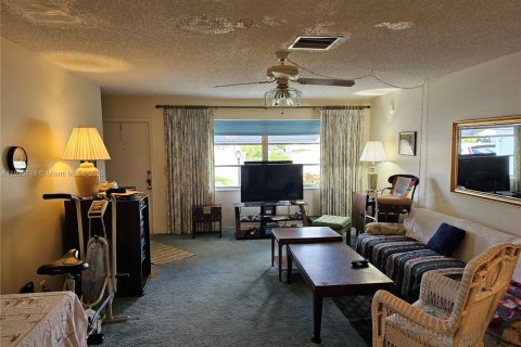 Casa en venta en Boynton Beach, Florida, 2 dormitorios, 132.66 m2 № 1956980 - foto 14