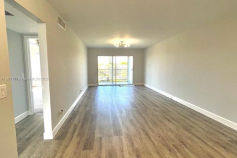 Condominio en venta en Boca Raton, Florida, 2 dormitorios, 111.3 m2 № 1939603 - foto 4