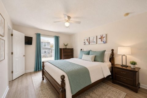 Villa ou maison à vendre à Newberry, Floride: 4 chambres, 285.21 m2 № 2124717 - photo 4