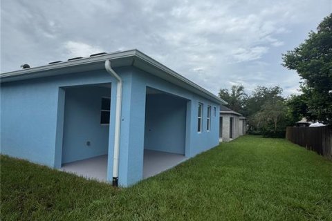 House in New Port Richey, Florida 3 bedrooms, 145.11 sq.m. № 1898702 - photo 22