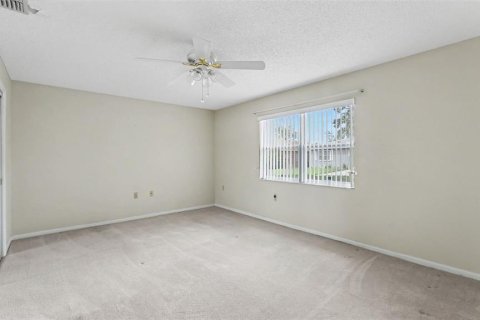 House in Lakeland, Florida 2 bedrooms, 175.12 sq.m. № 2425839 - photo 17