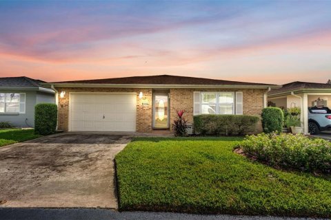 House in Lakeland, Florida 2 bedrooms, 175.12 sq.m. № 2425839 - photo 30
