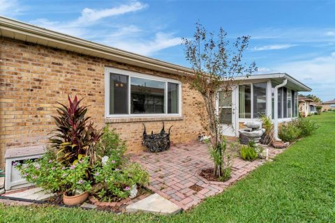 House in Lakeland, Florida 2 bedrooms, 175.12 sq.m. № 2425839 - photo 25