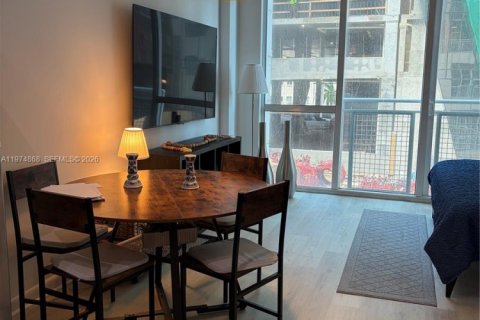 Condo in Miami, Florida  № 2052889 - photo 3