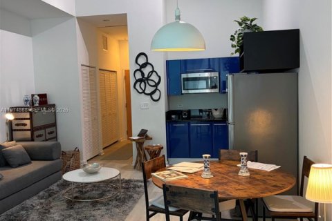 Condo in Miami, Florida  № 2052889 - photo 15