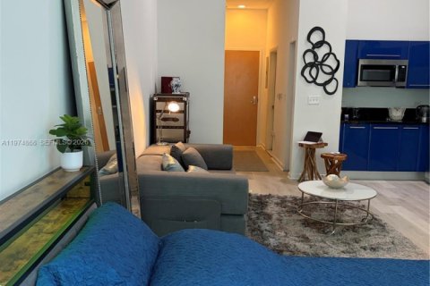 Condo in Miami, Florida  № 2052889 - photo 6